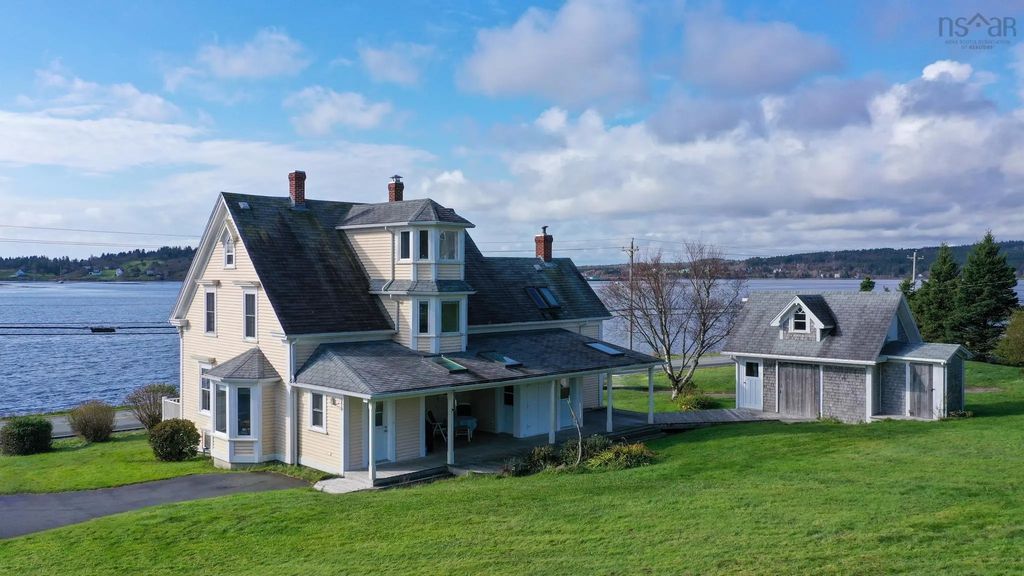 3964 Highway 332, Riverport