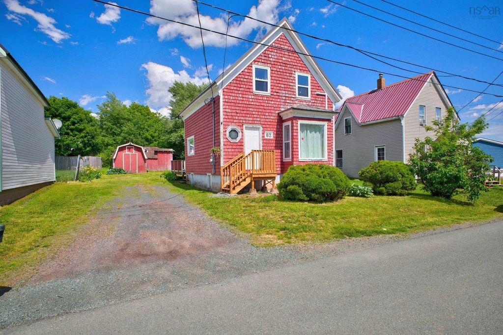 62 Chapel Street, Springhill