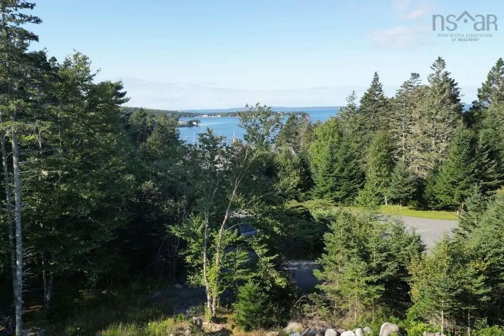 28 Juniper Ridge, Glen Haven