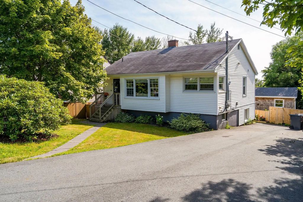 2 Hilltop Terrace, Dartmouth
