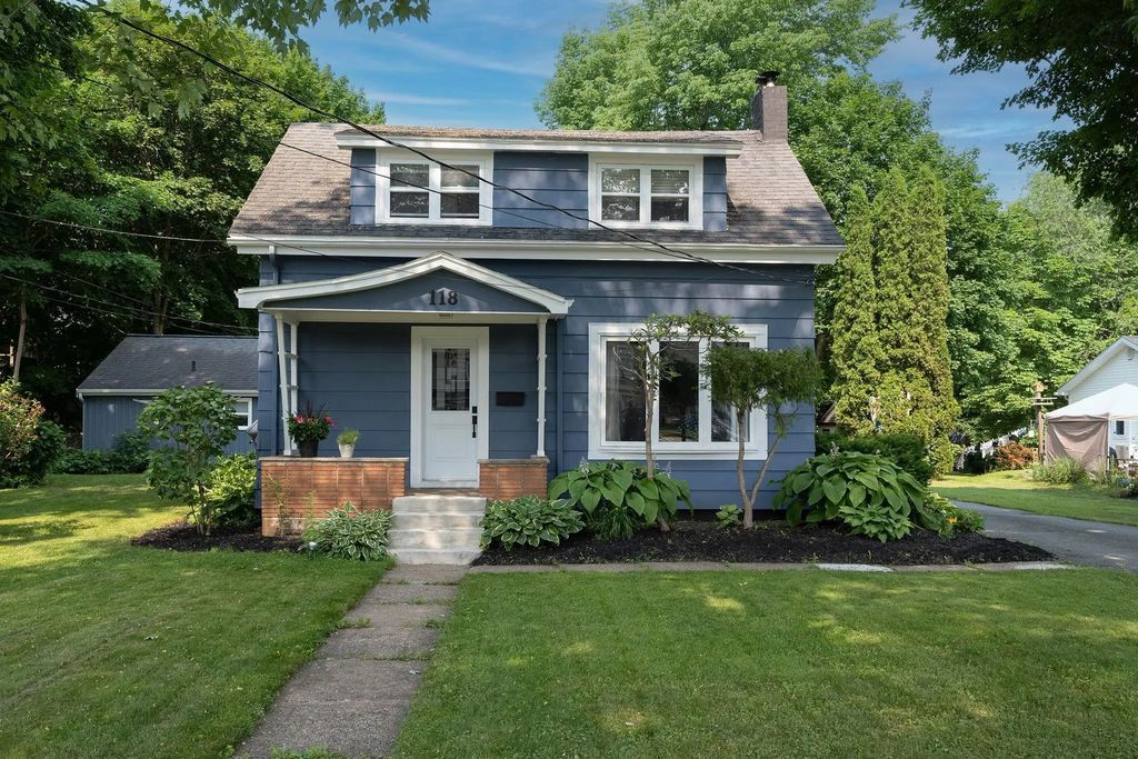 118 Belcher Street, Kentville