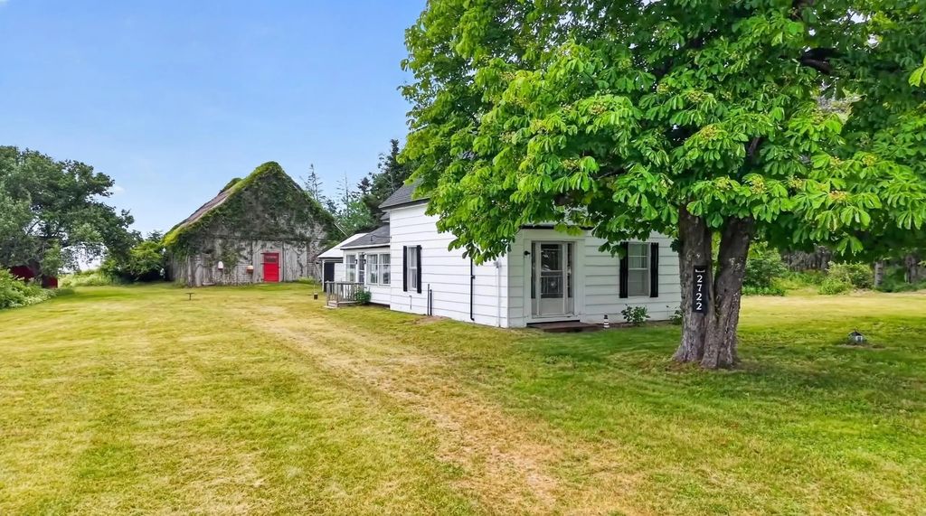 2722 Highway 2 Highway, Carrs Brook