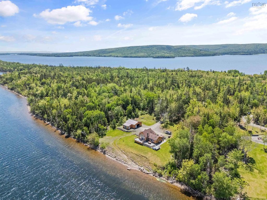 761 Stoney Point Road, Stoney Point