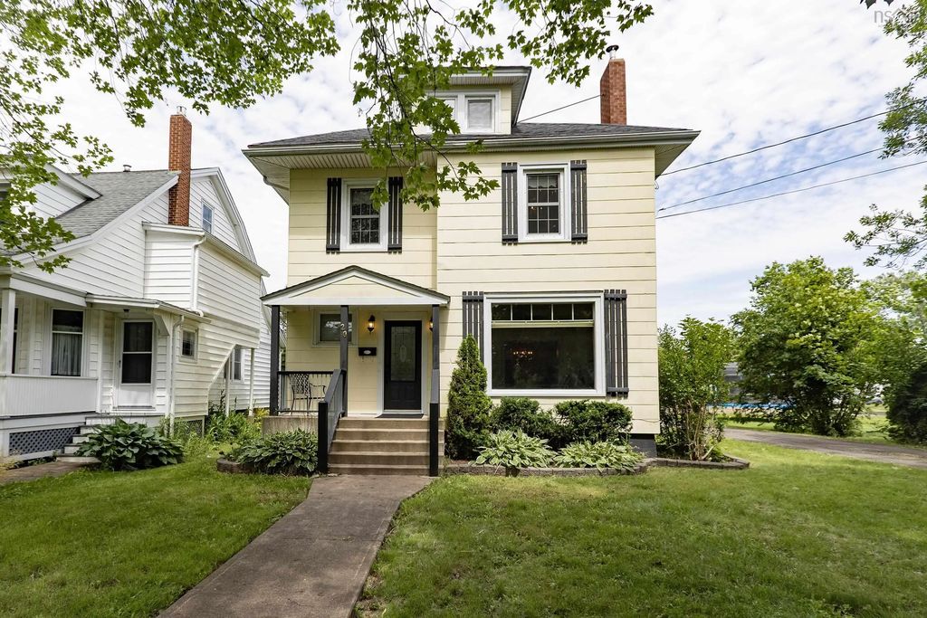 20 Regent Street, Amherst