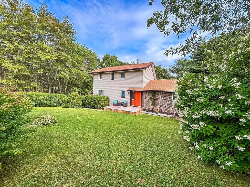 2839 Highway 331, Pentz