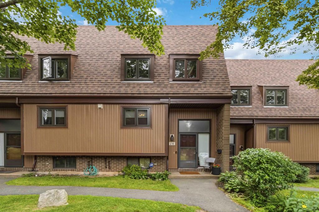 14 Hanover Court, Clayton Park