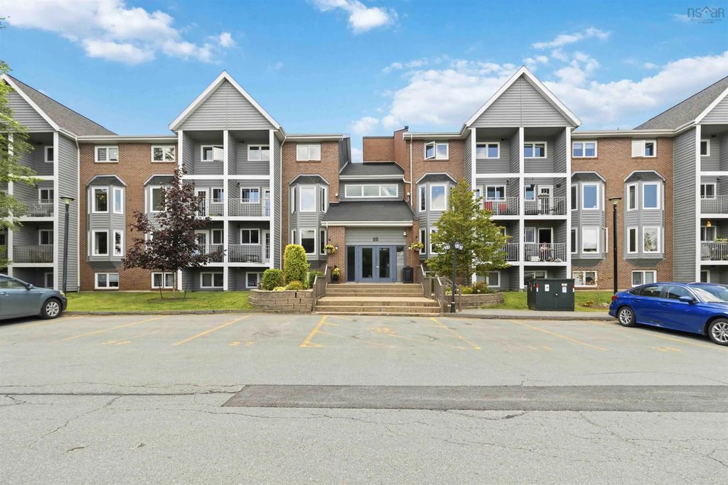 303 15 Knightsridge Drive, Halifax