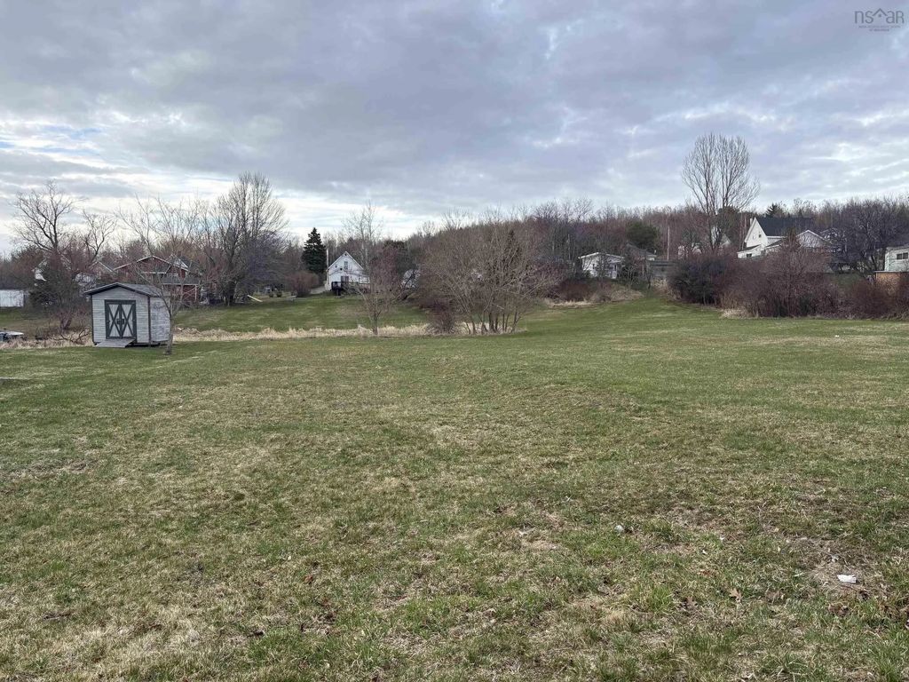 45 Oak Street, Trenton