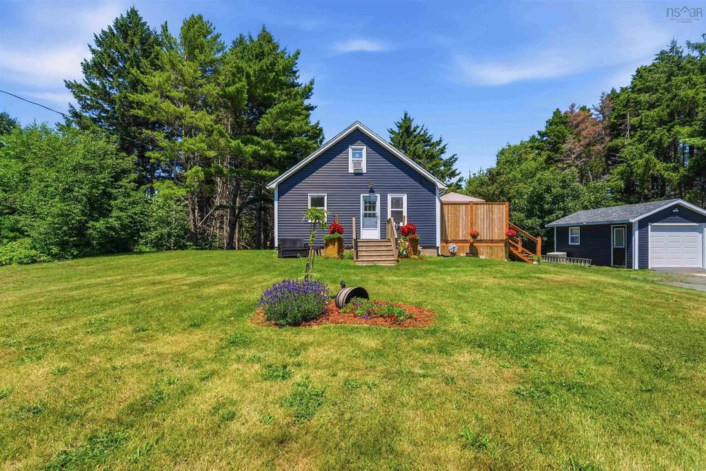219 Chemin Ptit Paradis Road, St. Bernard