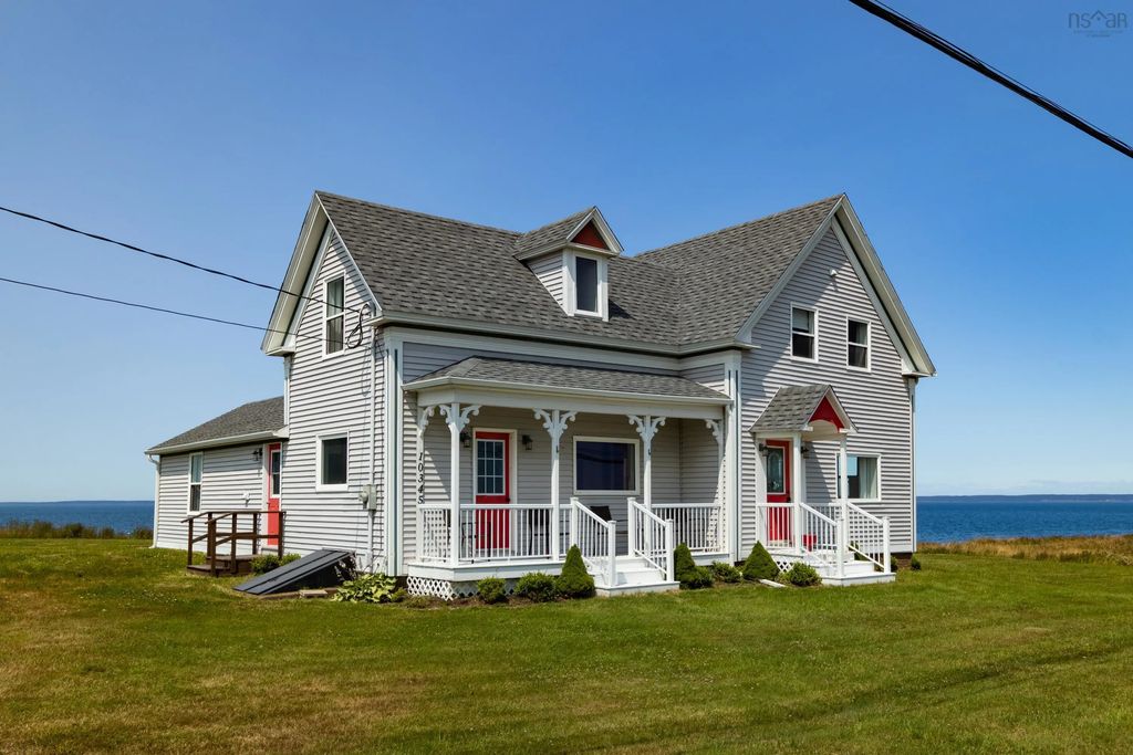 10345 Highway 1, Saulnierville