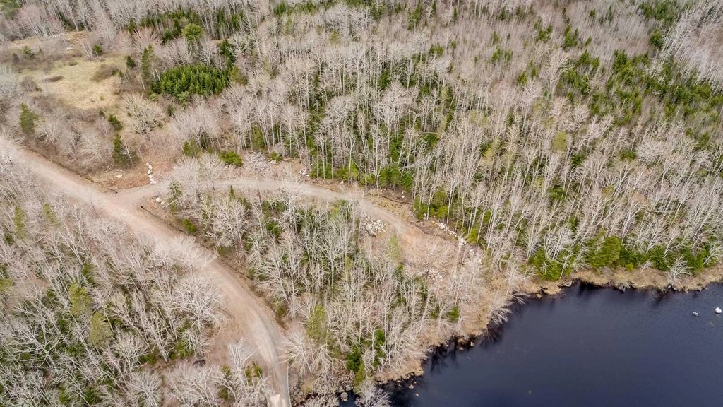 Lot 2021 Butler Road, Murphy Lake