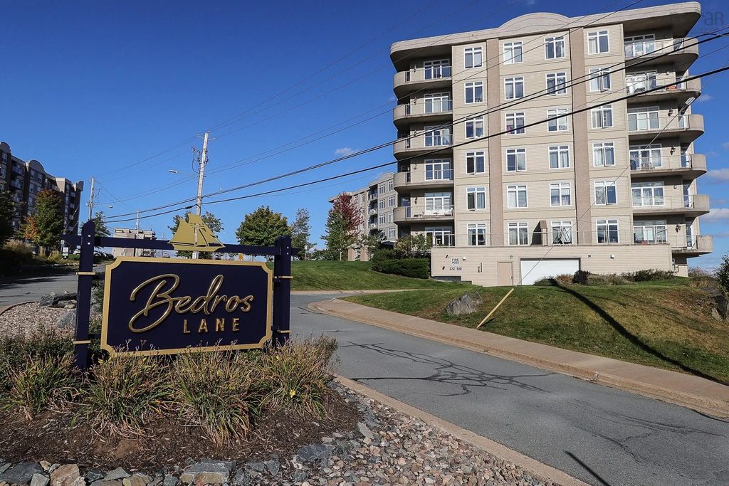 206 53 Bedros Lane, Halifax