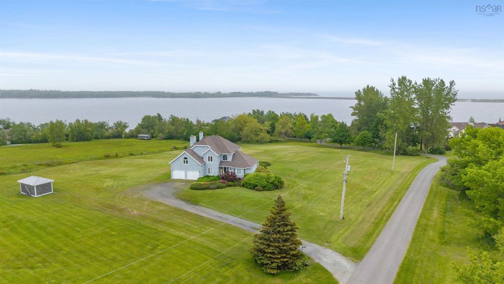 103 Sea Oats Drive, Kings Head