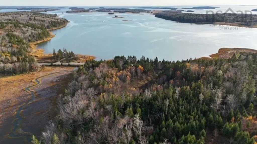 308 Highway, Morris Island