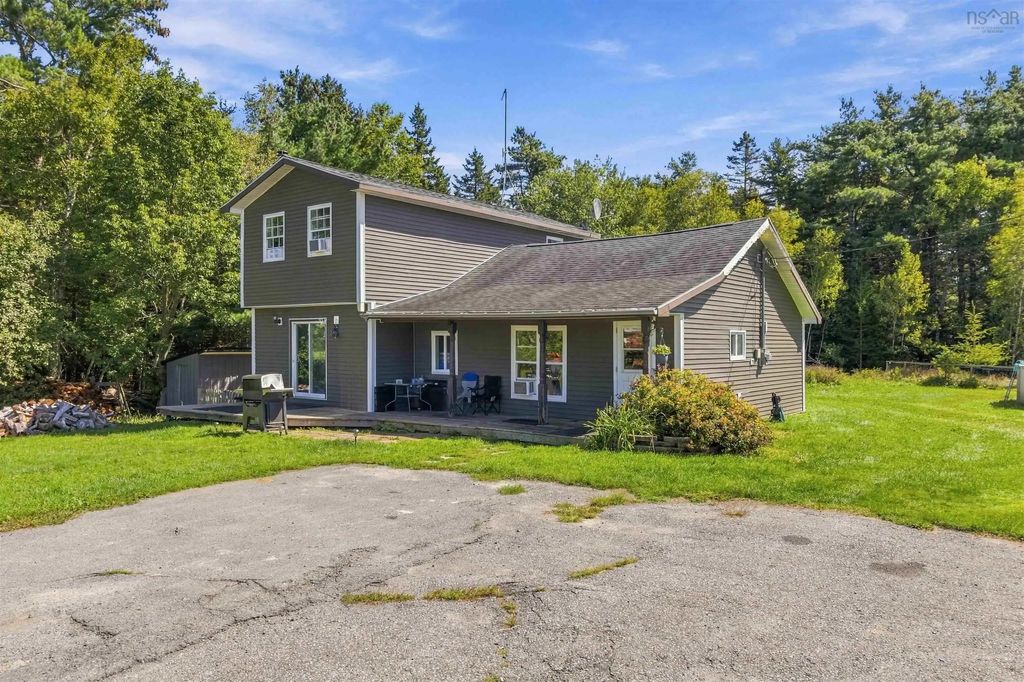 2171 Lapland Road, Lapland