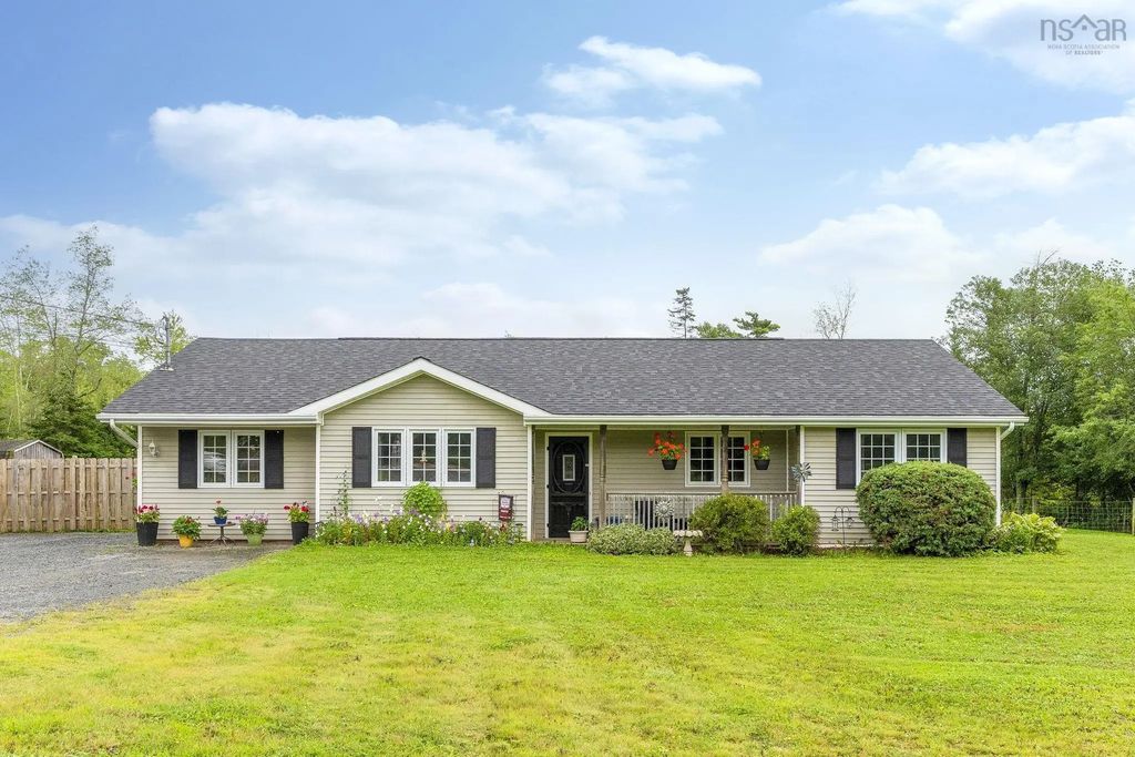 18951 Highway 2, Stewiacke