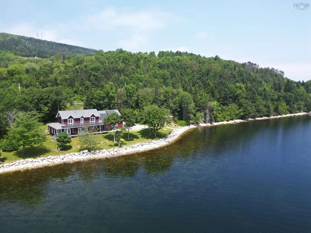 5276 Marble Mountain Rd., Marble Mountain