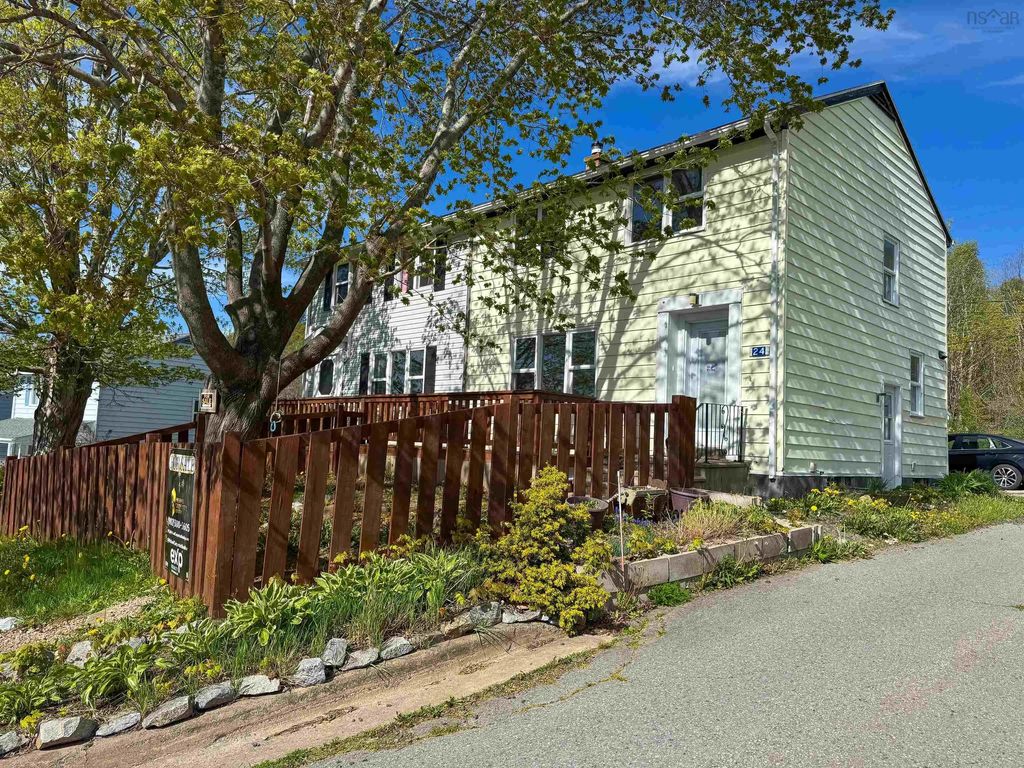 24 Hillside Drive, Cornwallis Park