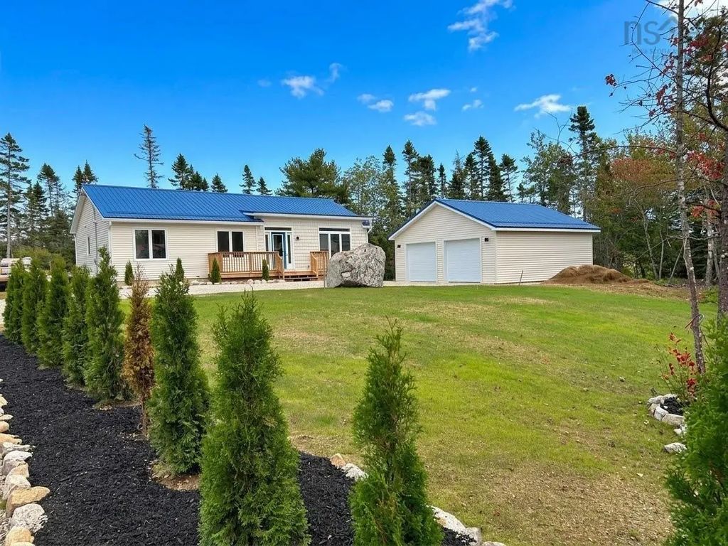 Lot 4-2 7232 329 Highway, East River Point