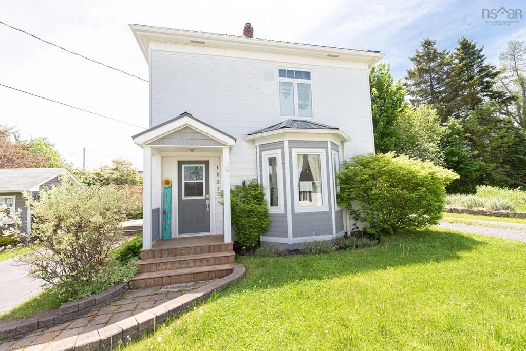 1925 Gregorys Lane, Westville