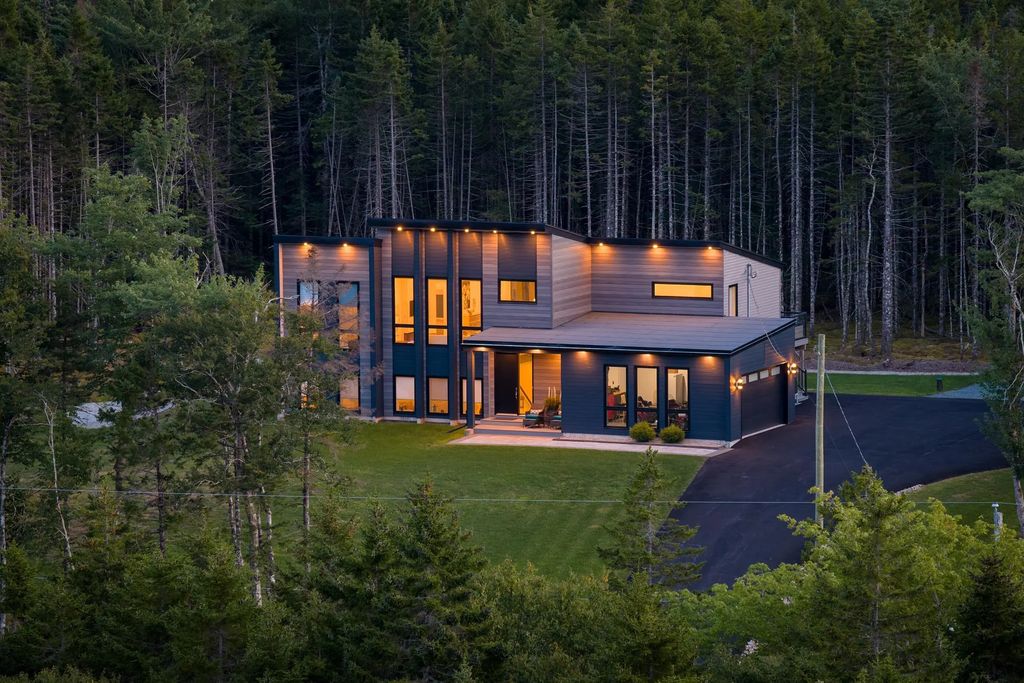 1129 Voyageur Way, Hammonds Plains
