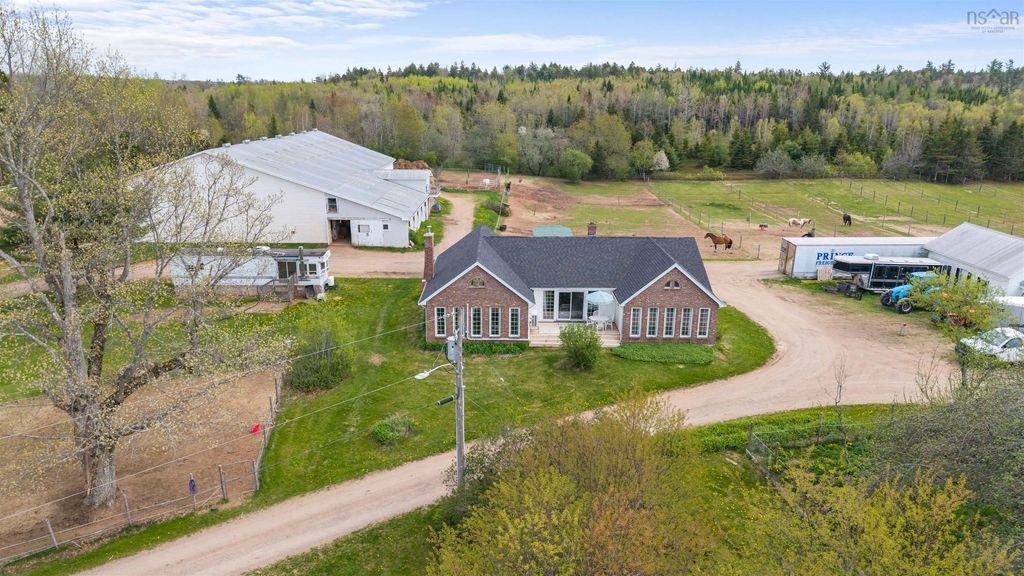 5124 Highway 14 Highway, Upper Nine Mile River