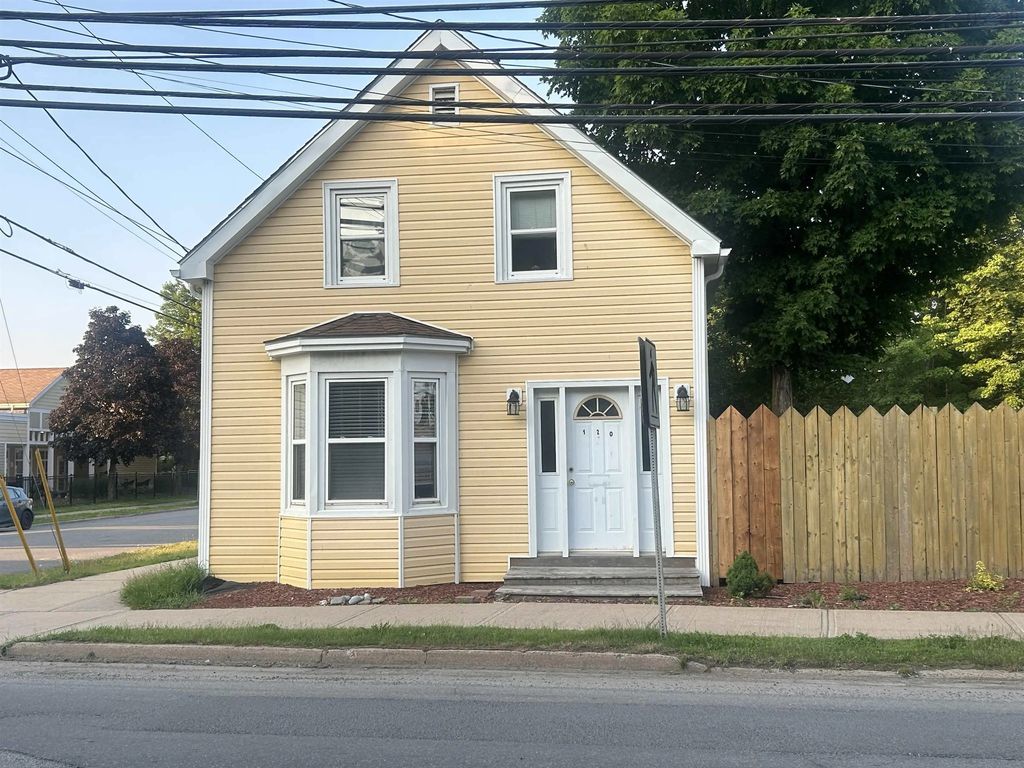 120 College Street, Antigonish