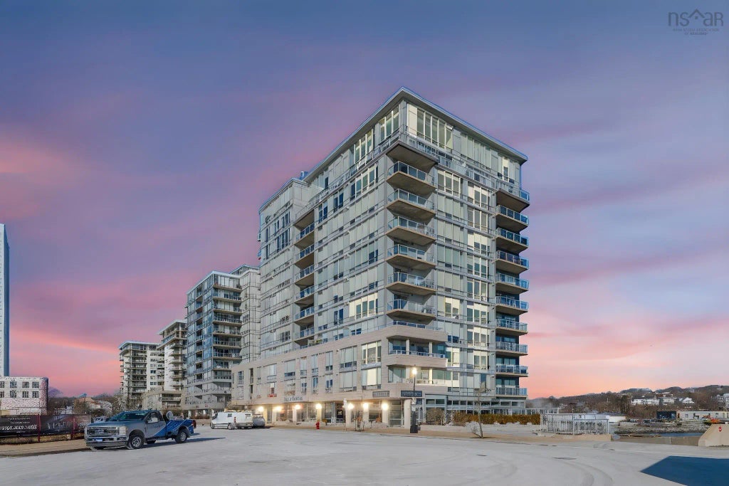 1105 67 Kings Wharf Place, Dartmouth