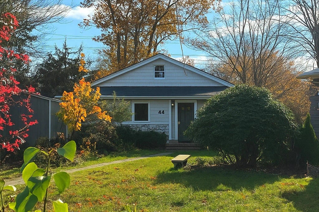 44 Courtney Road, Dartmouth