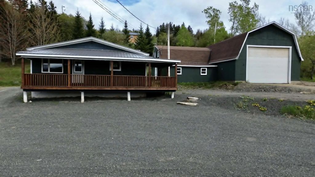 1011 East Margaree Road, Margaree