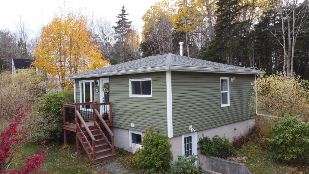 180 Lakeview Avenue, Middle Sackville