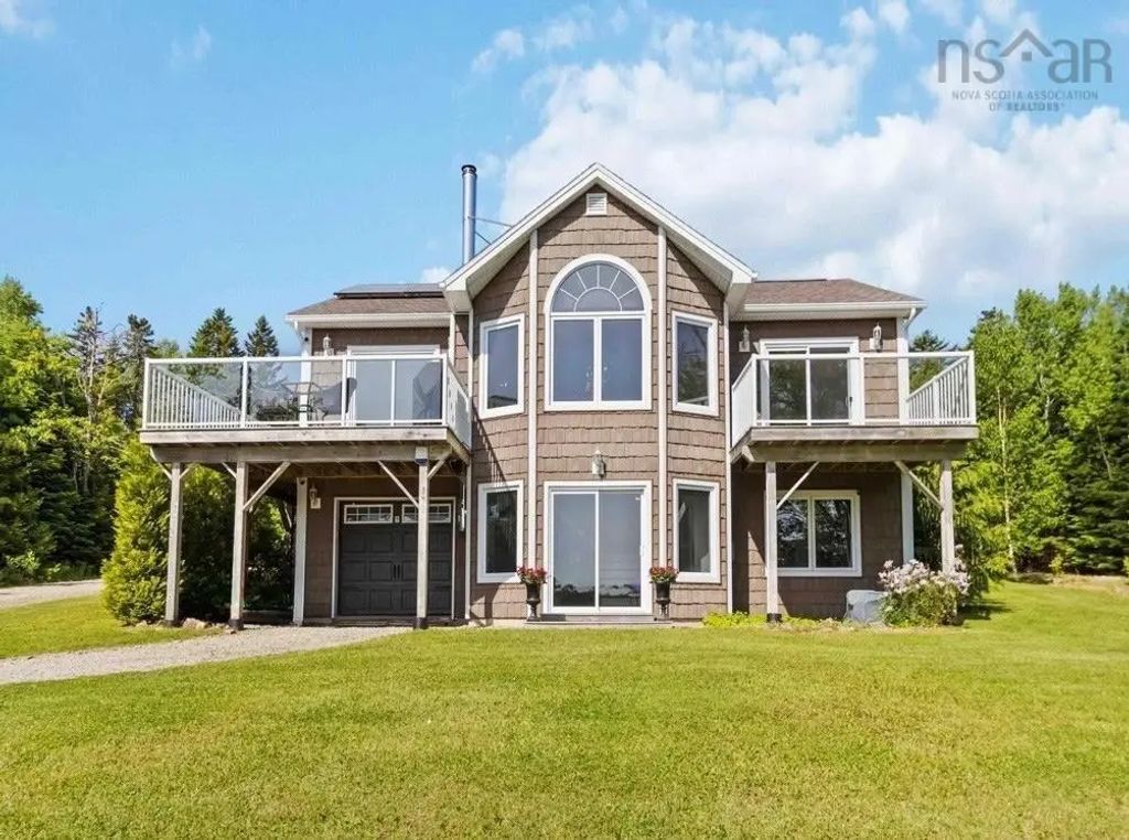 110 Oakridge Road, Mill Road