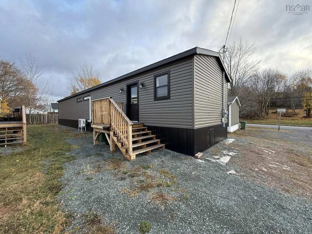 4 Matheson Drive, Truro