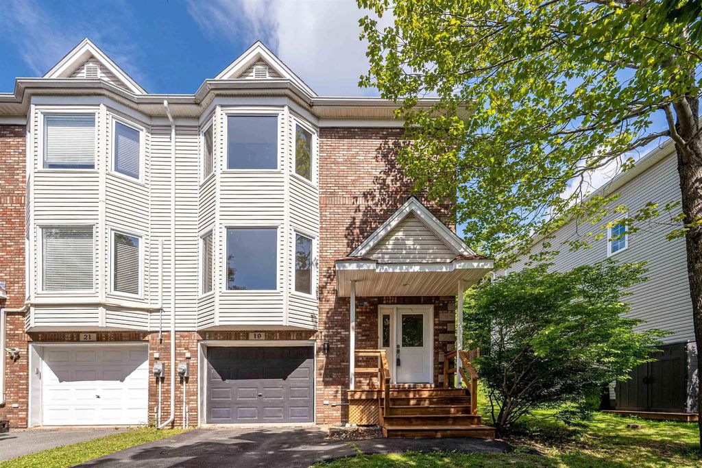 19 Remington Court, Halifax