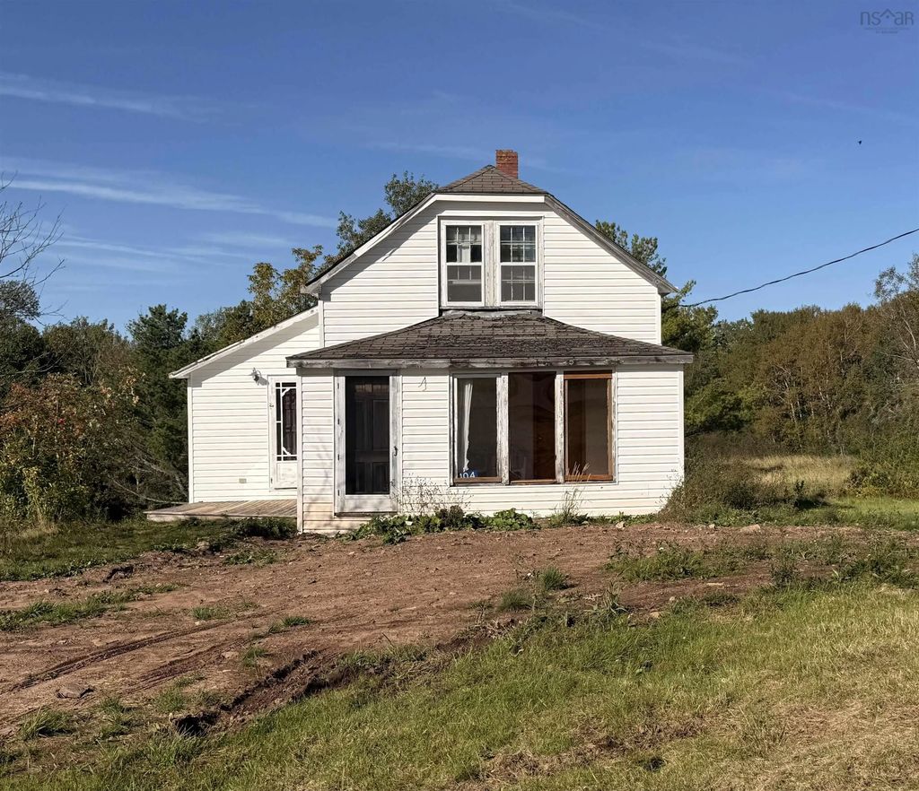 104 North Street, Springhill