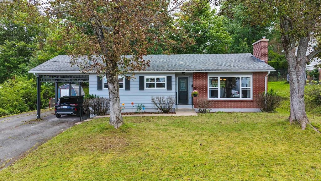 135 Chelsea Court, New Glasgow