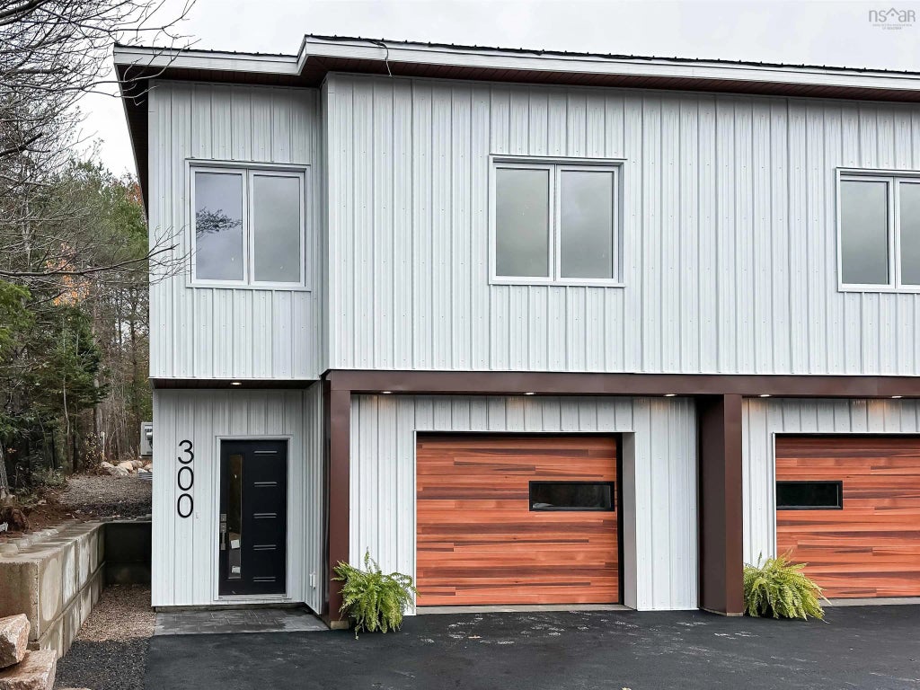 300 Lamont Road, North Kentville