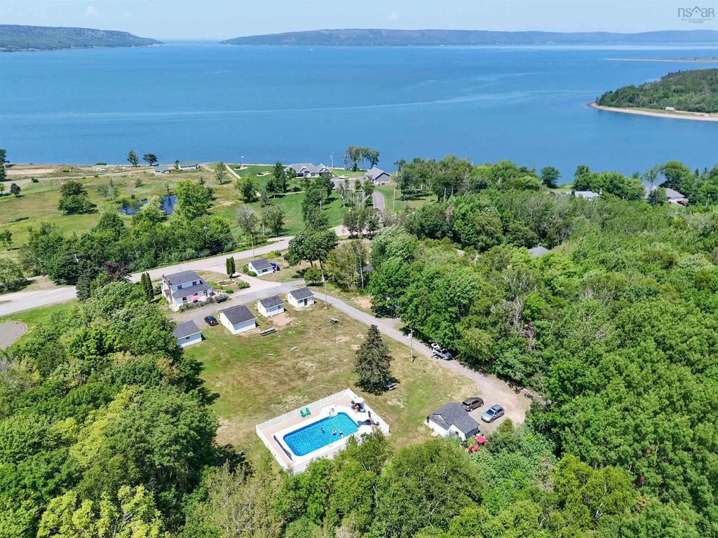 234 Highway 1, Smiths Cove