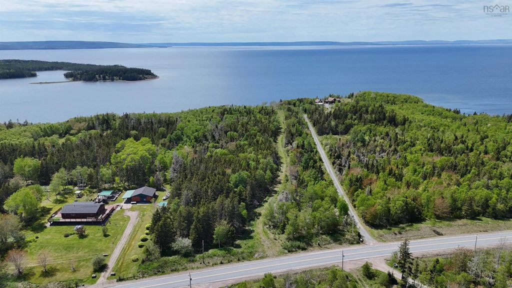 7.3 Acre Highway 4, Red Islands