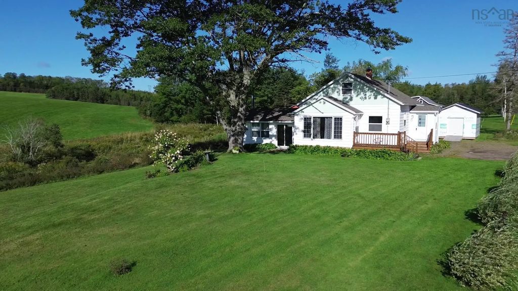 1298 Shortts Lake West Road, Alton