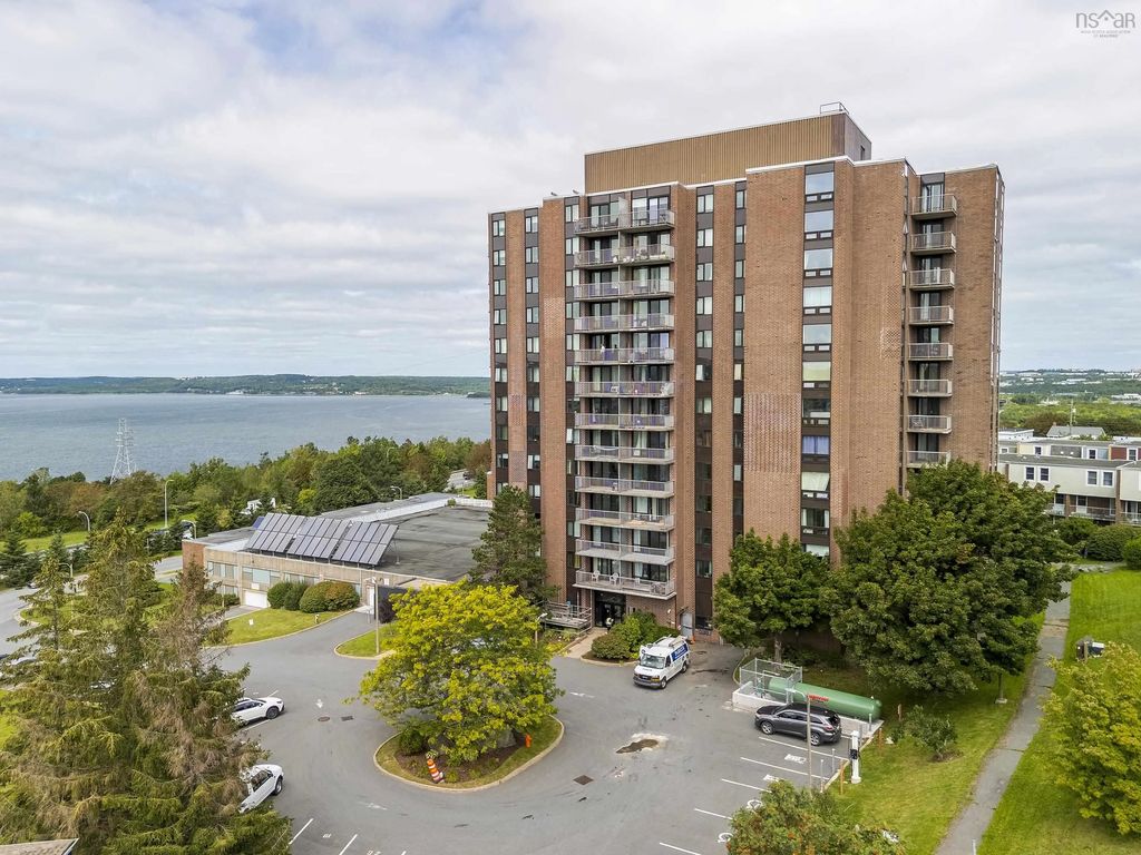 202 5572 North Ridge Road, Halifax