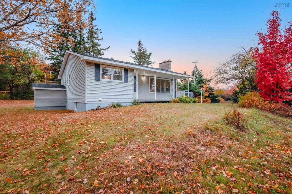 4327 Louisbourg Highway, Albert Bridge