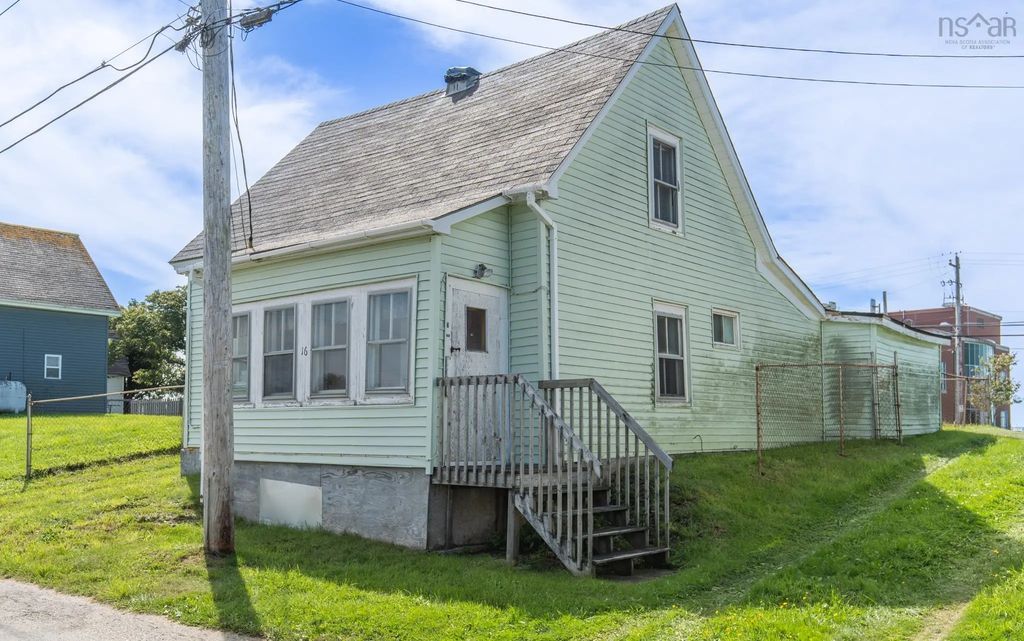 16 East Street, Yarmouth