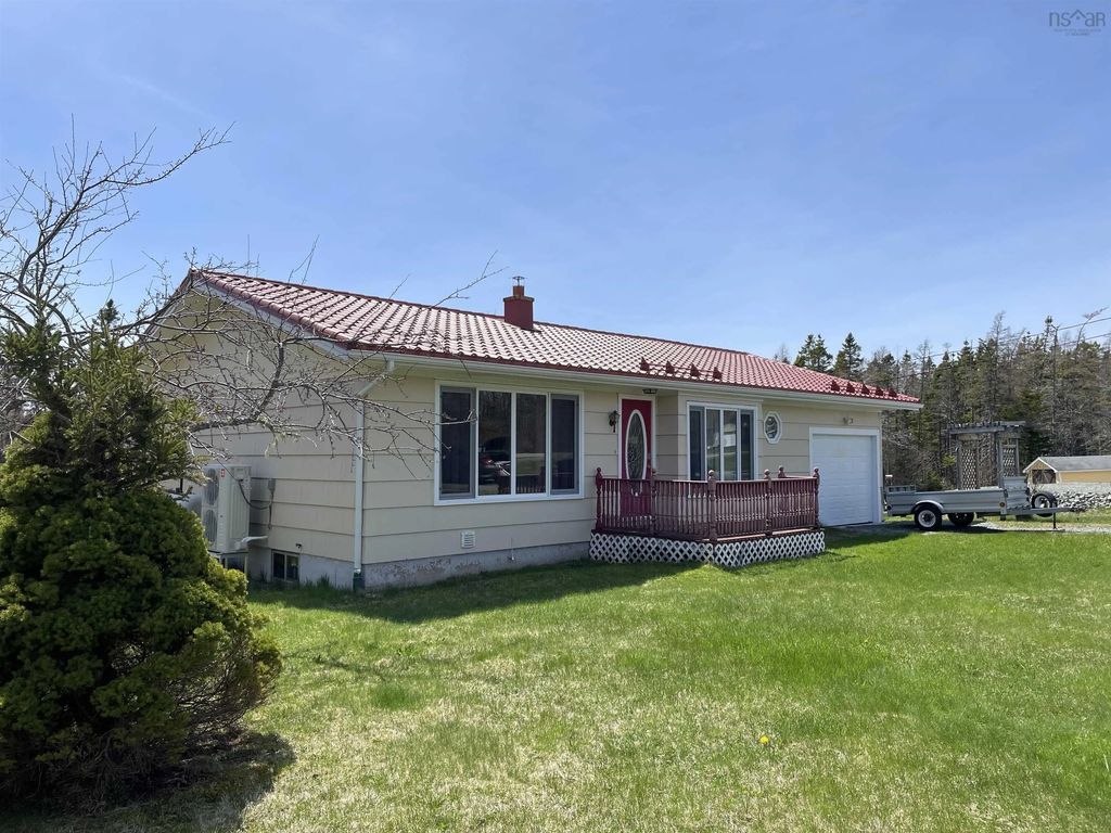 346 Grandique Ferry Road, Louisdale
