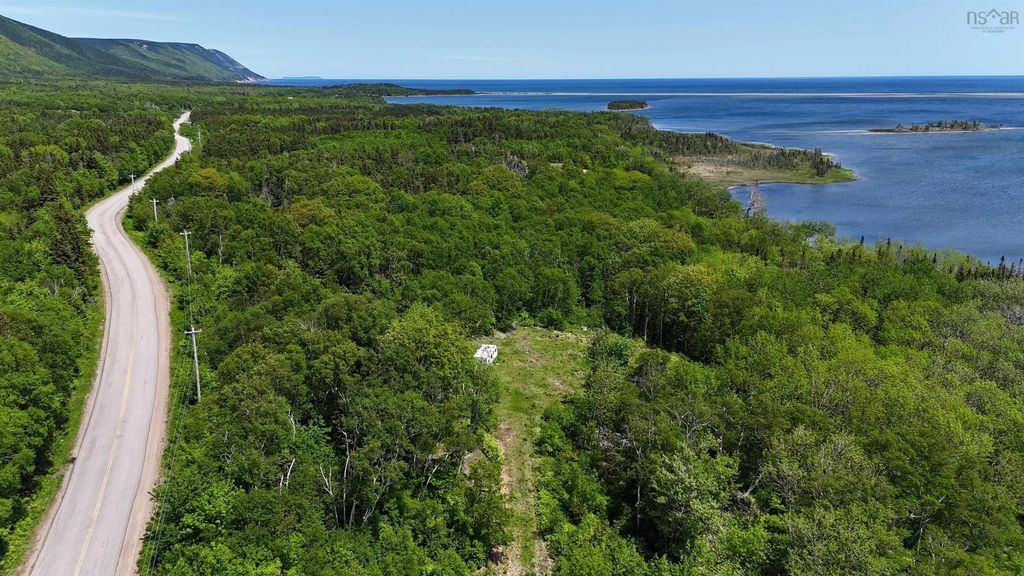 Bay St Lawrence Road, Aspy Bay