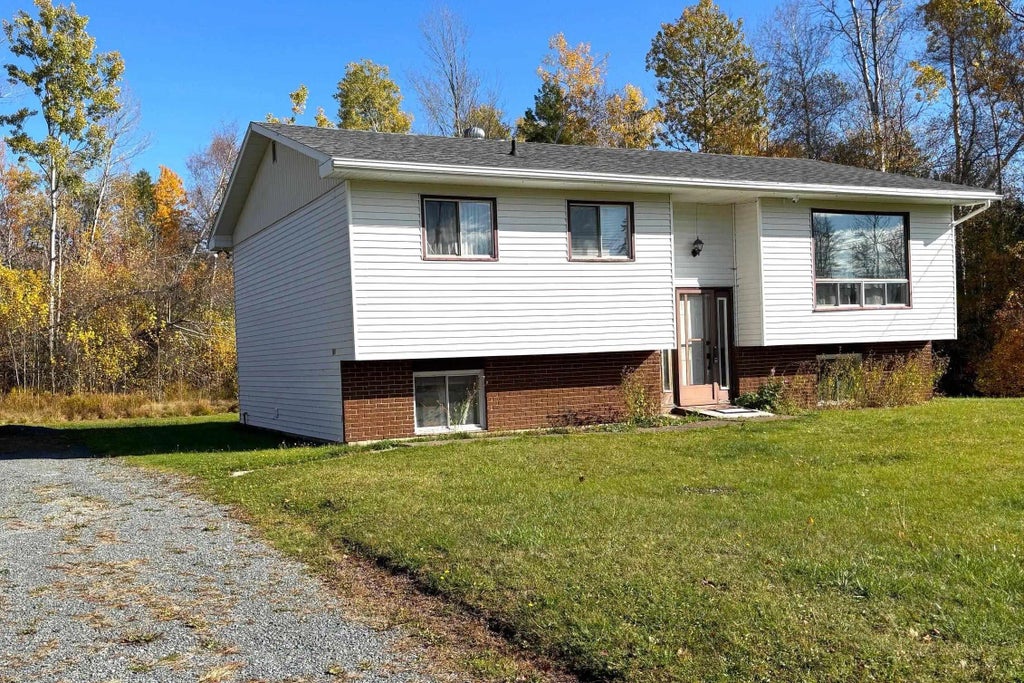 1194 Alma Road, Loch Broom