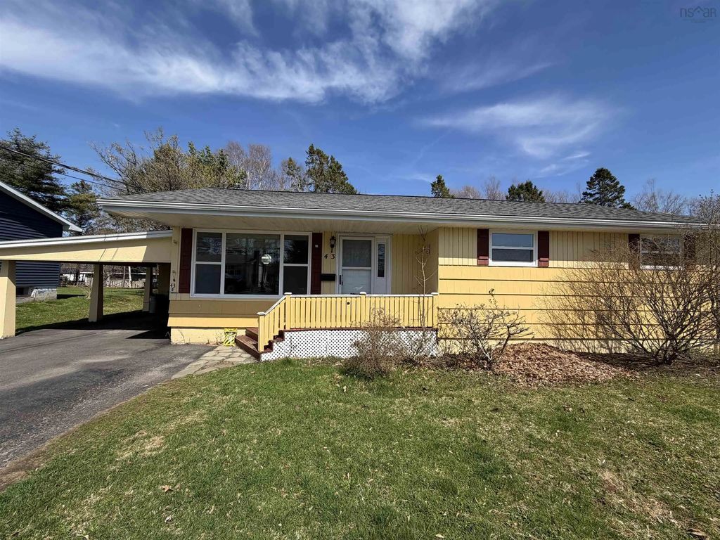 43 Maple Boulevard, Bible Hill