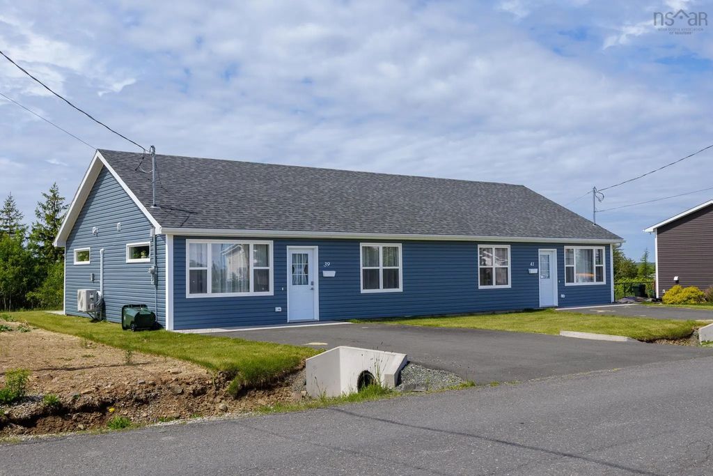 33/35 39/41 Maple Street, Scotchtown