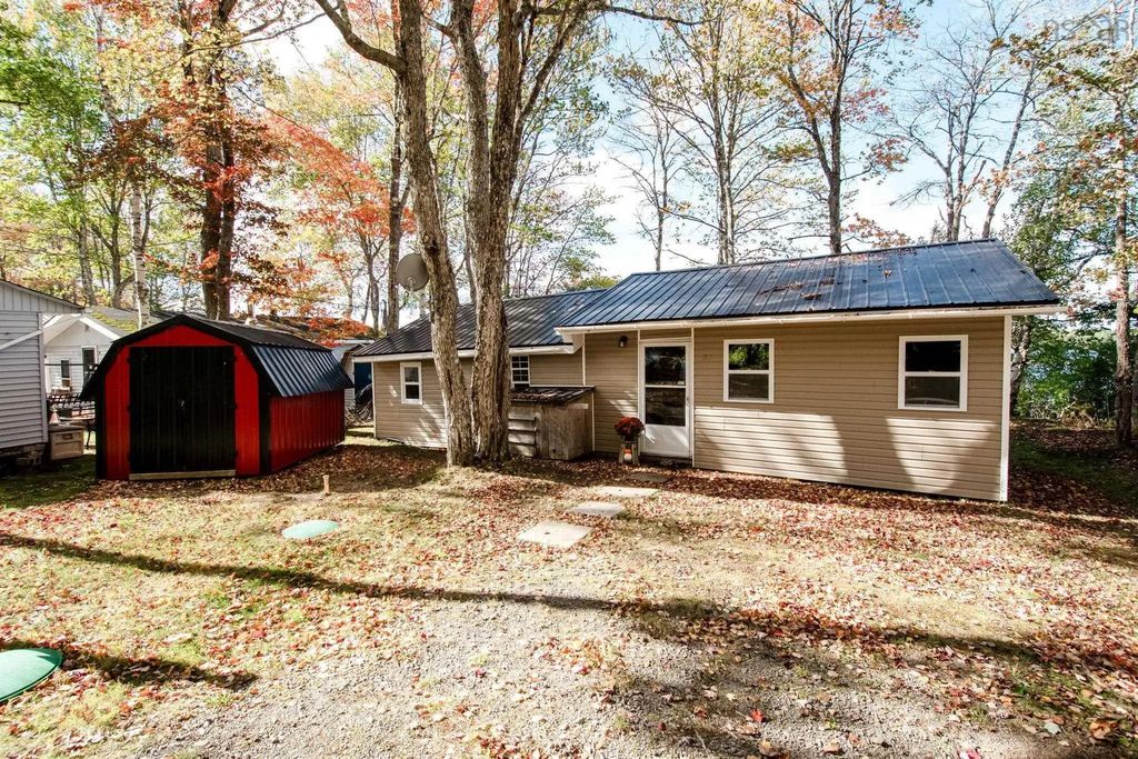 31 Lake Paul Road, Lake Paul