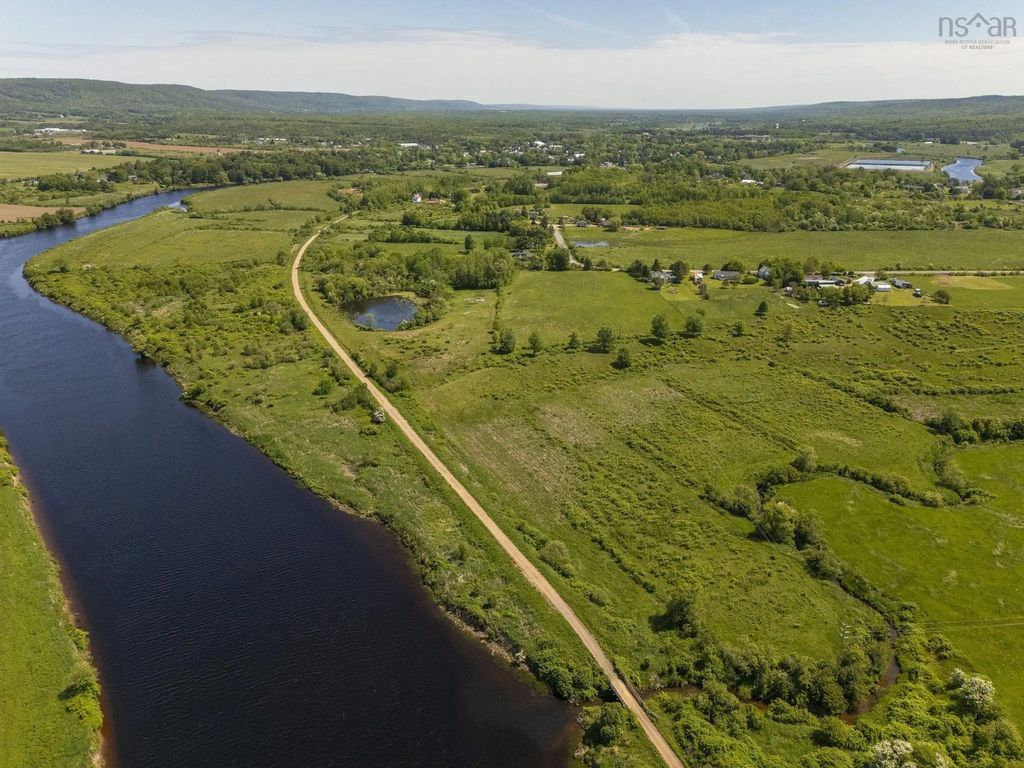 4035 Highway 201, Carleton Corner